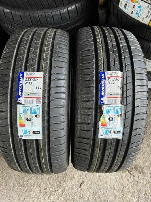 vând 2 anvelope 235/50/19 Michelin de vară noi