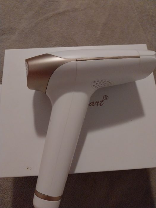 Vând epilator IPL Evosmart