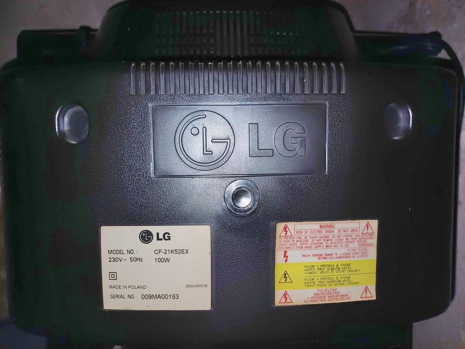 Телевозор 21" - LG Golden Eye 2 - Aero Sound - CF-21K52EX

-Телевизор