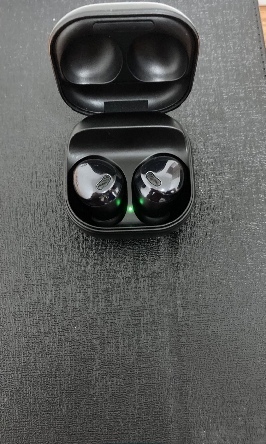 Galaxy buds pro .