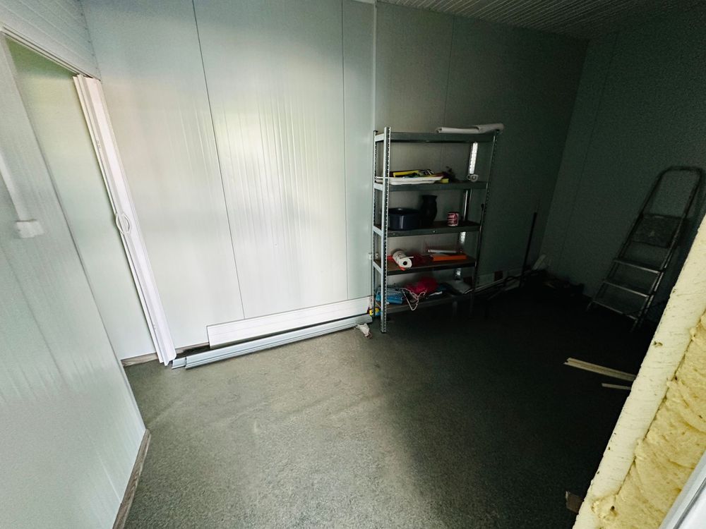 Spatiu comercial+teren