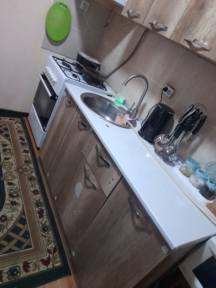 Продаётся 2 х комнатный квартира