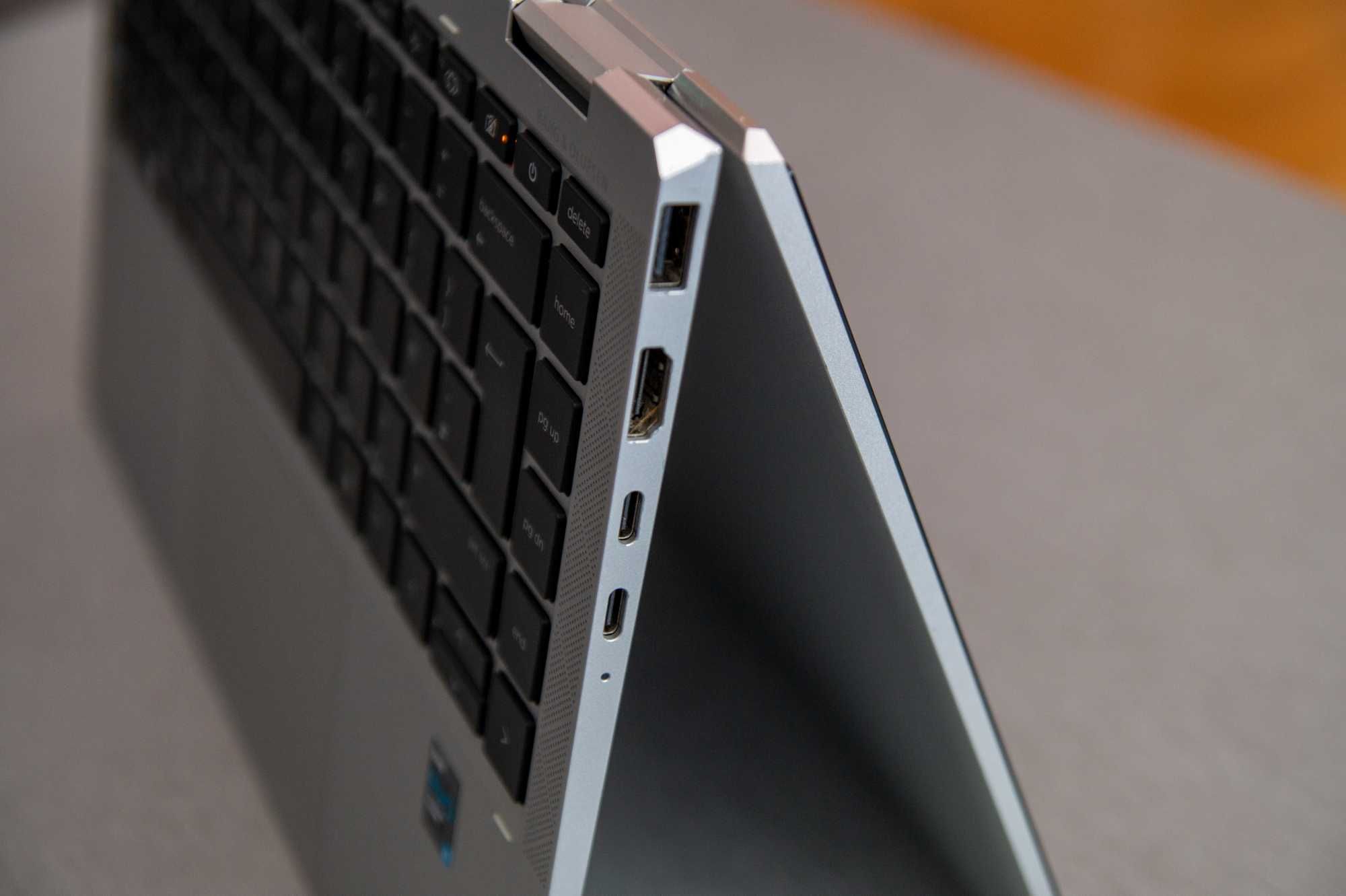 HP EliteBook x360 1040 G8 /  i7-1165G7 / 16GB / 512GB / 4G / IPS Touch