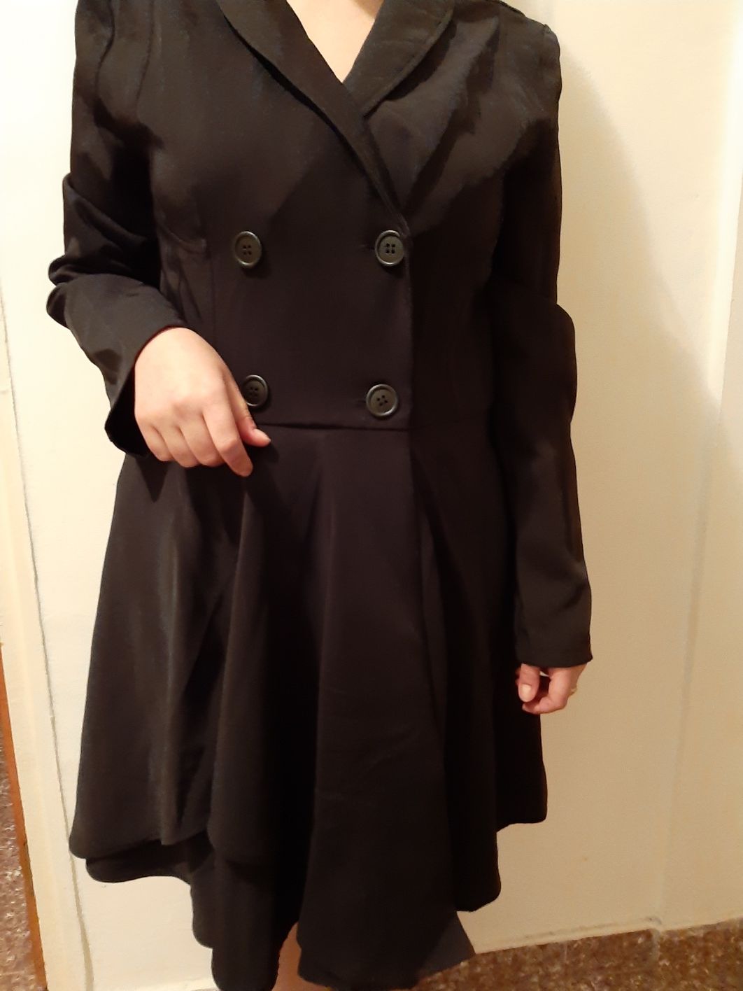 Trench negru Dama tip rochie, marimea 40. PRET NEGOCIABIL!!!