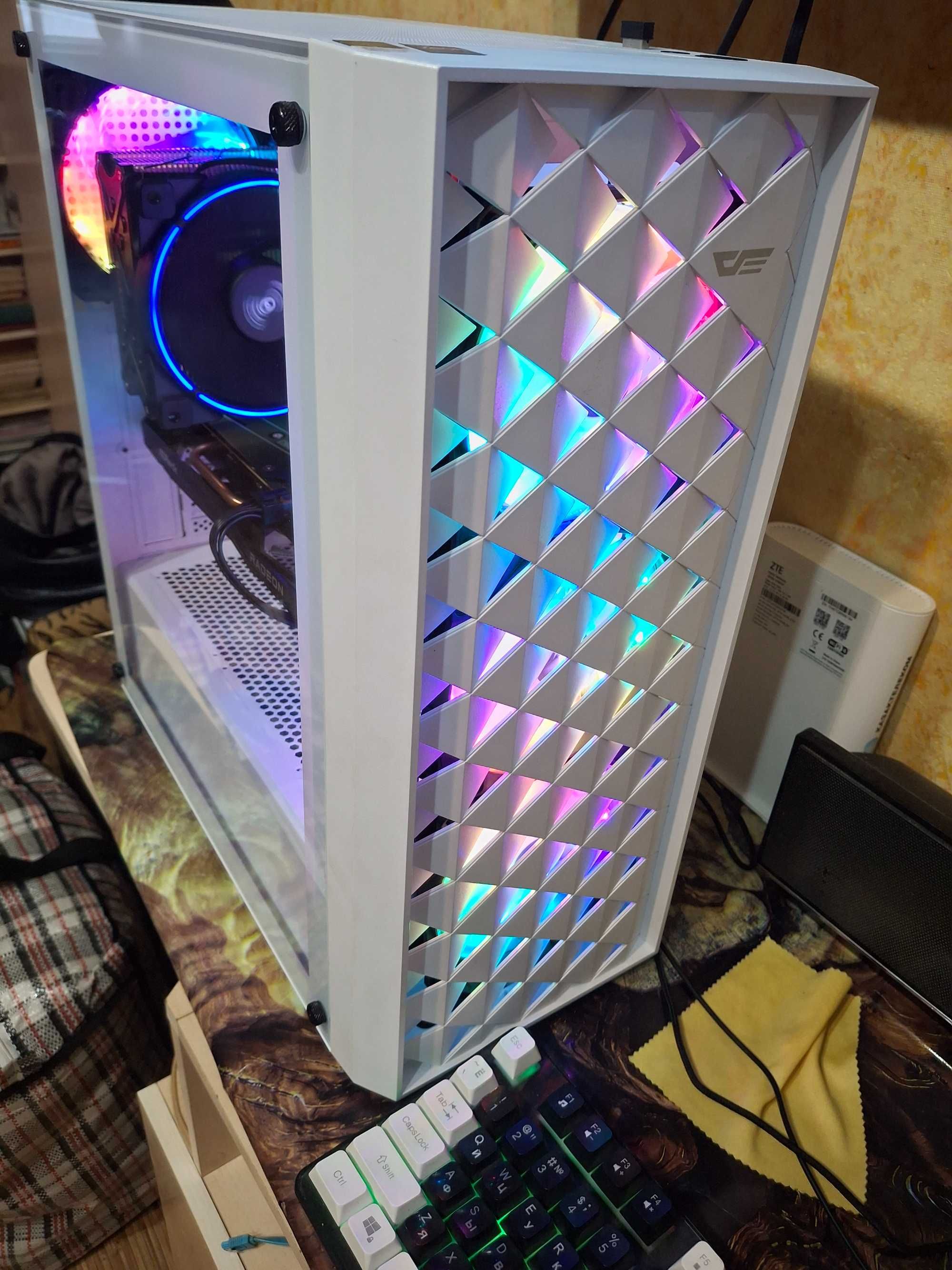 ПК Xeon E5 2680v4 14/28 rx7600 8Gb ОЗУ 32Gb