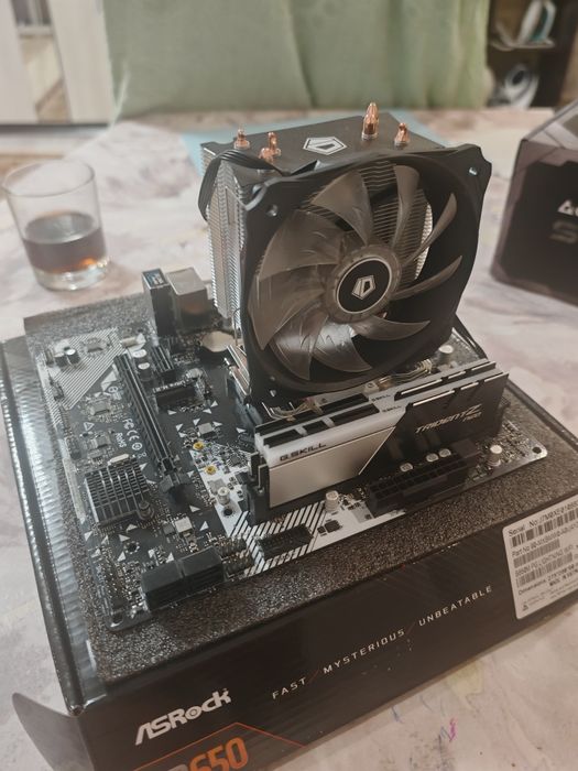 Продам комплект на Ryzen 5600x + b450 + 32 Гб + БП-1000вт