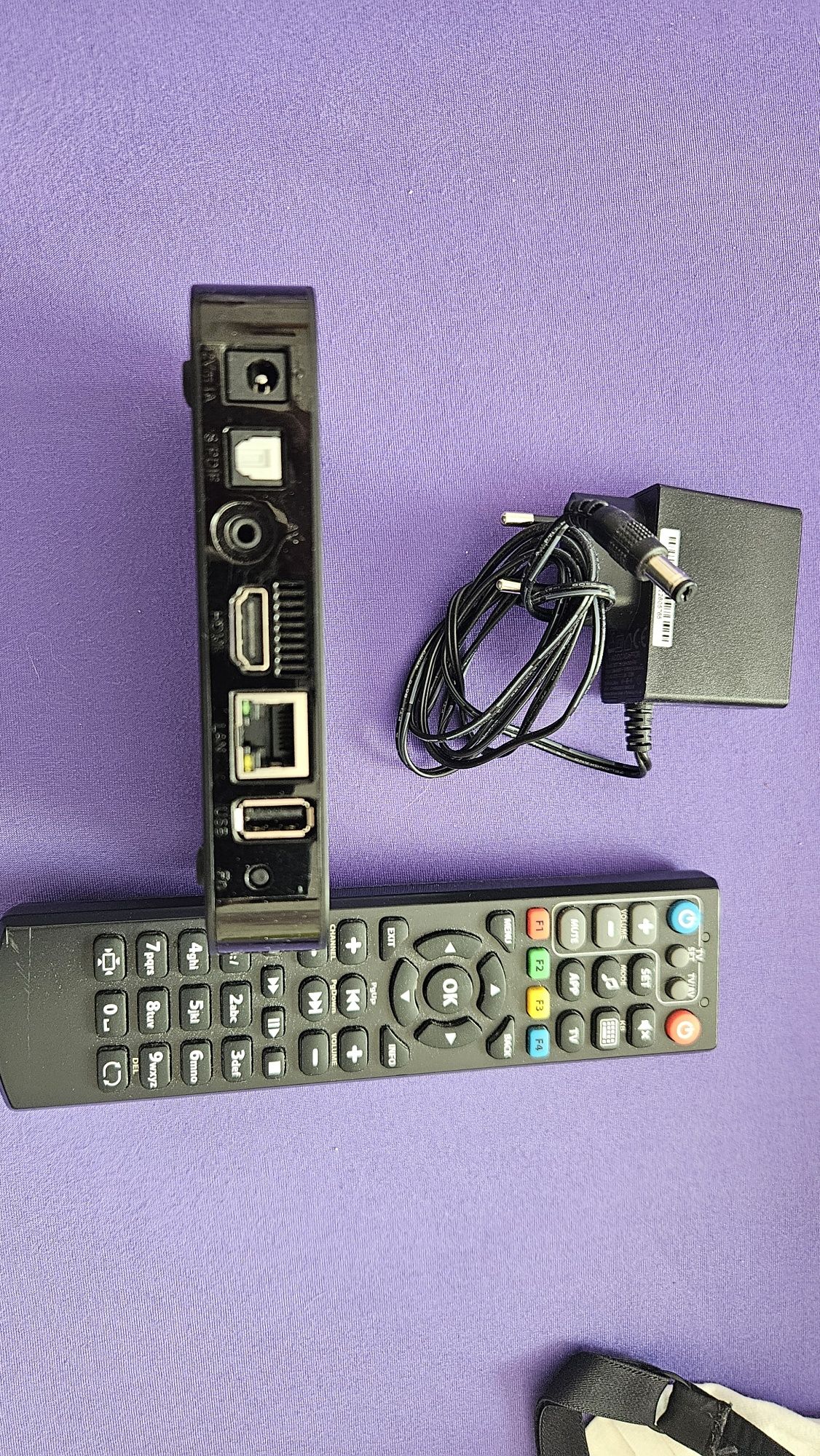 Приемник за IPTV Mag 322