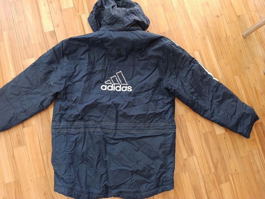 Дамски якета Adidas и д-р.