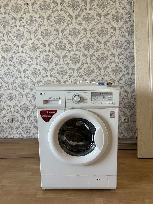 Продам стиральную машину