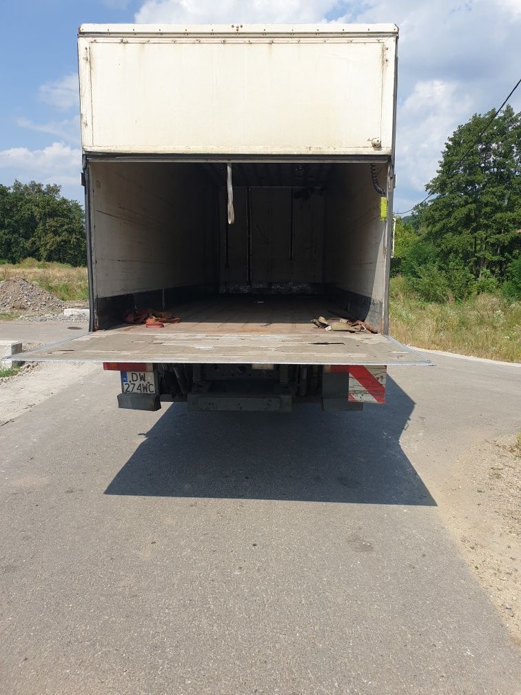 Vând Camion MAN. Sau schimb cu auto sau utilaje