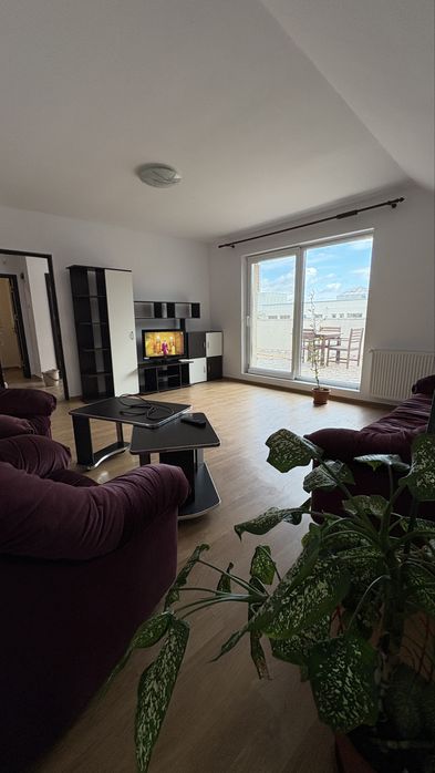 Inchiriez apartament !