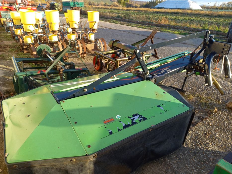 Mig de gunoi troliu forestier cositoare kuhn dtc utb universal fiat