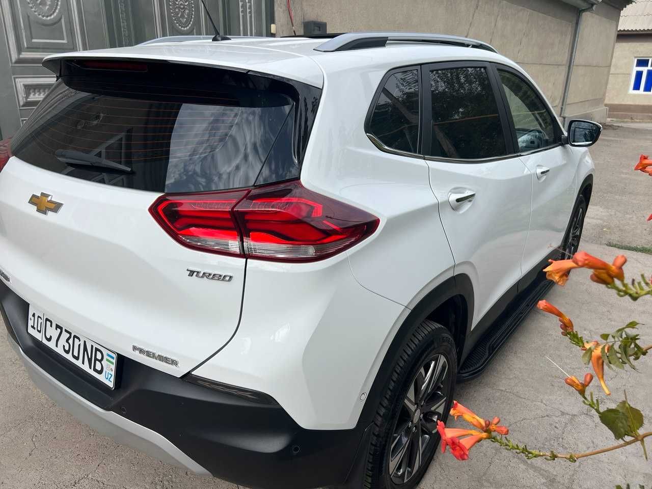 Tracker 2 Premier