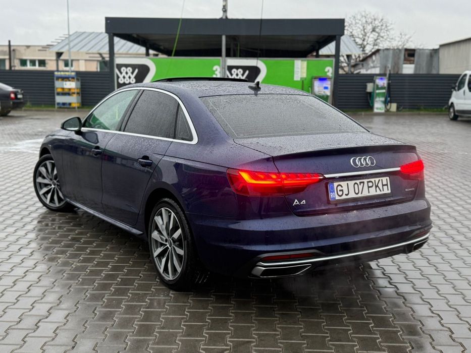 Audi A4 S-line 2023 2.0 Mild Hibrid Quattro