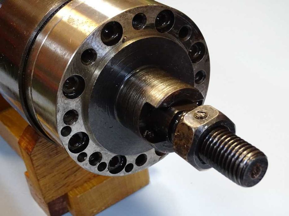 Електрозатегач ПРИЗ ТВ-05 електромеханична глава за струг PRIZ ТВ-05