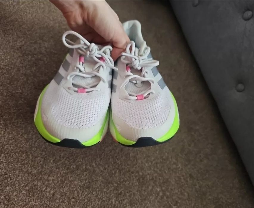 Маратонки Adidas