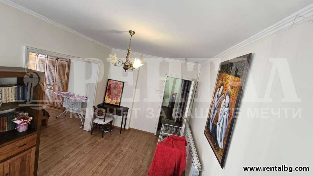 Продава се Тристаен апартамент в Пловдив, Център - 140 кв.м за 1572 €/кв.м - Снимка #6