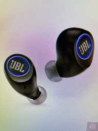 Безжични слушалки JBL Free