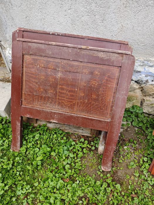 Paturi vechi pentru o persoana