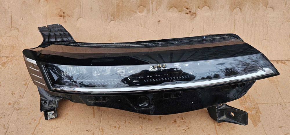 Far dreapta Renault Megane E-Tech 2022 / 2023 2024