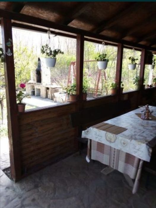Închiriez cabană cu ciubăr (indisponibil de Revelion)
