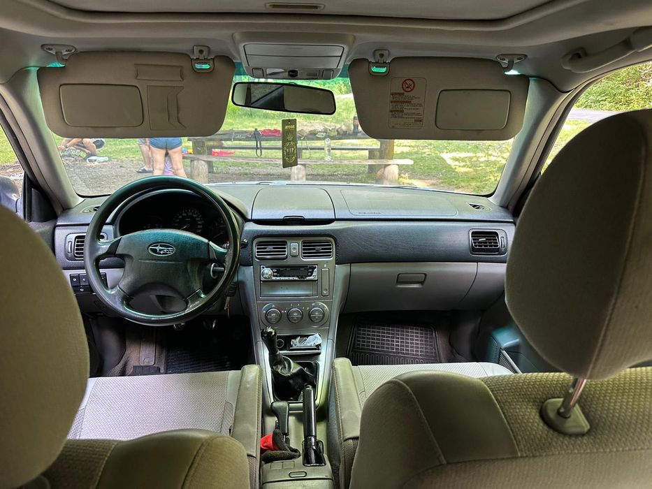 Vând Subaru Forester