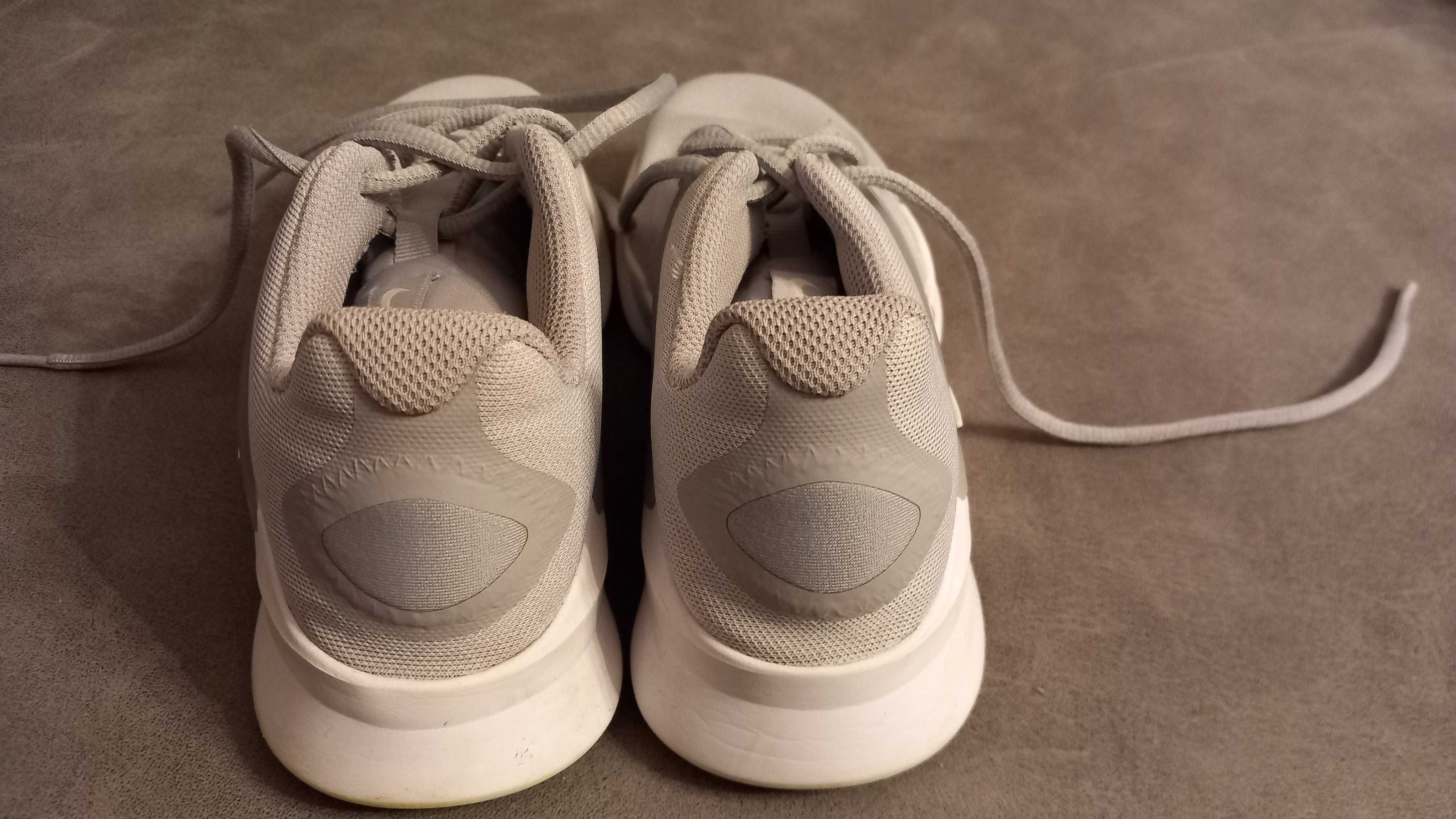 Маратонки Nike Arrows – светлосиви, № 35.5