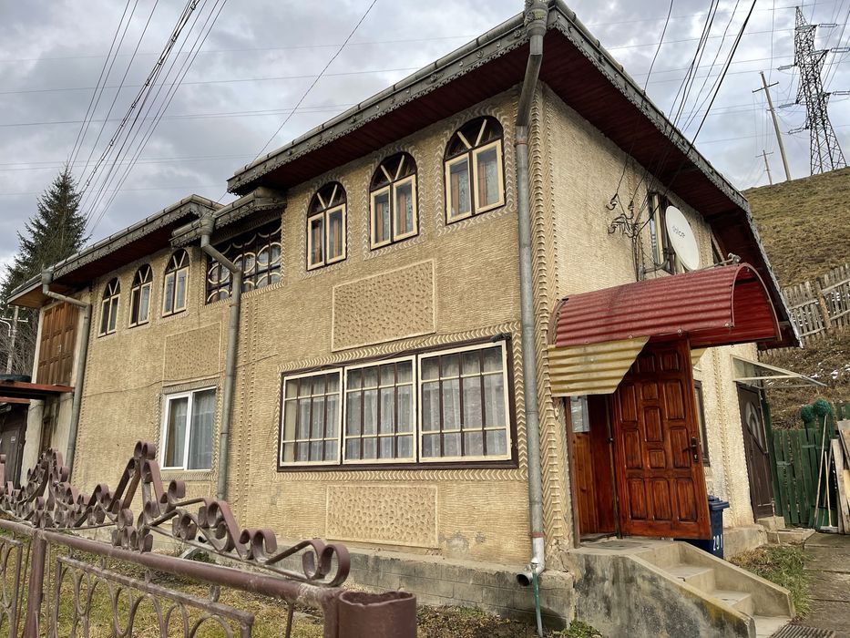 Vand casa la Vatra Dornei