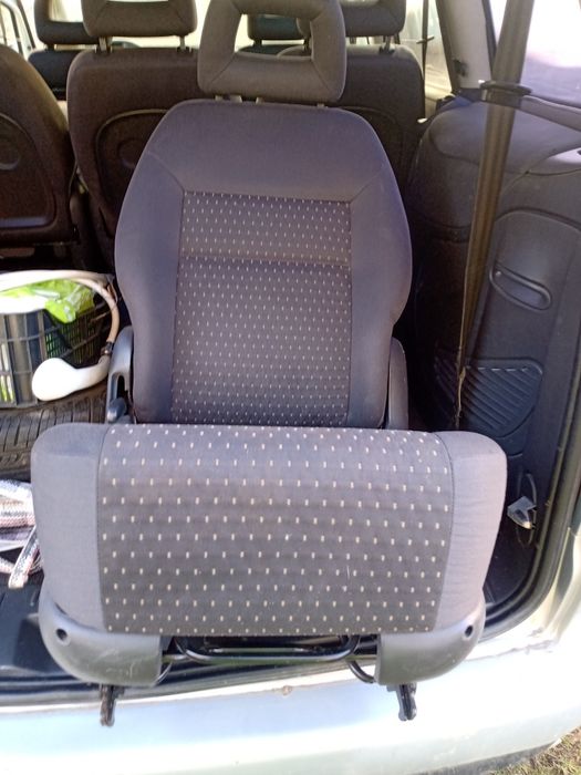 Седалки за Форд Галакси задни