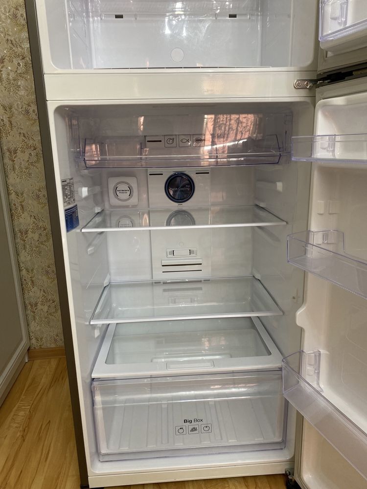 Продам холодильник Samsung