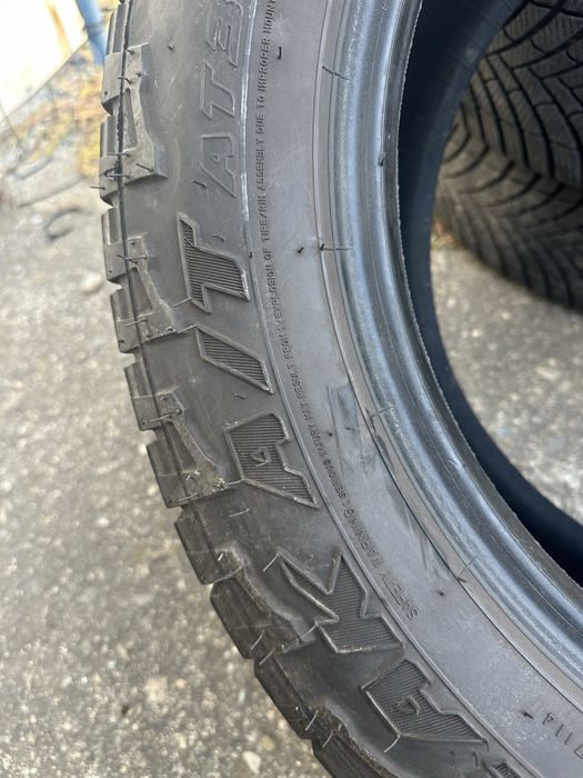 255/55/18-Falken