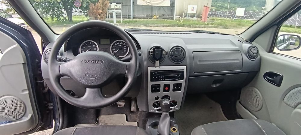 Dacia Logan 2006