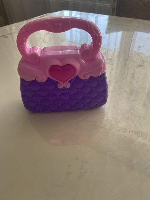 Продам детскую сумочку