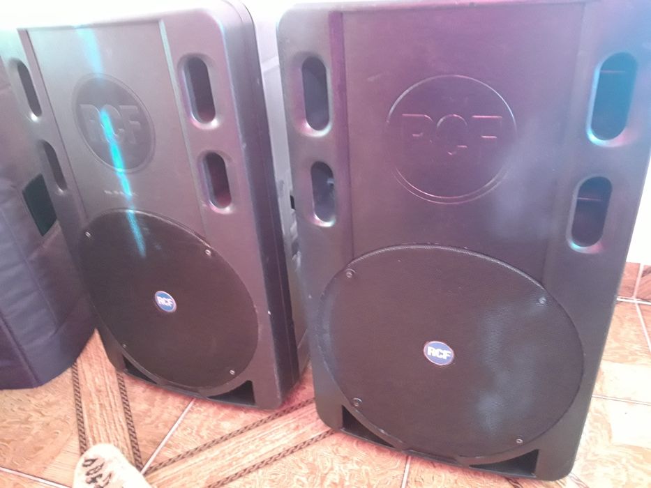 Rcf ART 800AS   BASI activi 500rms