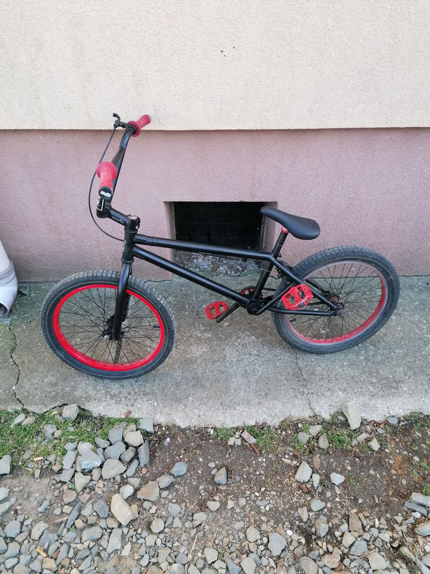 Vand BMX in stare perfecta