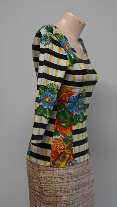 Tricou vintage  Versus Gianni Versace marimea  30/44