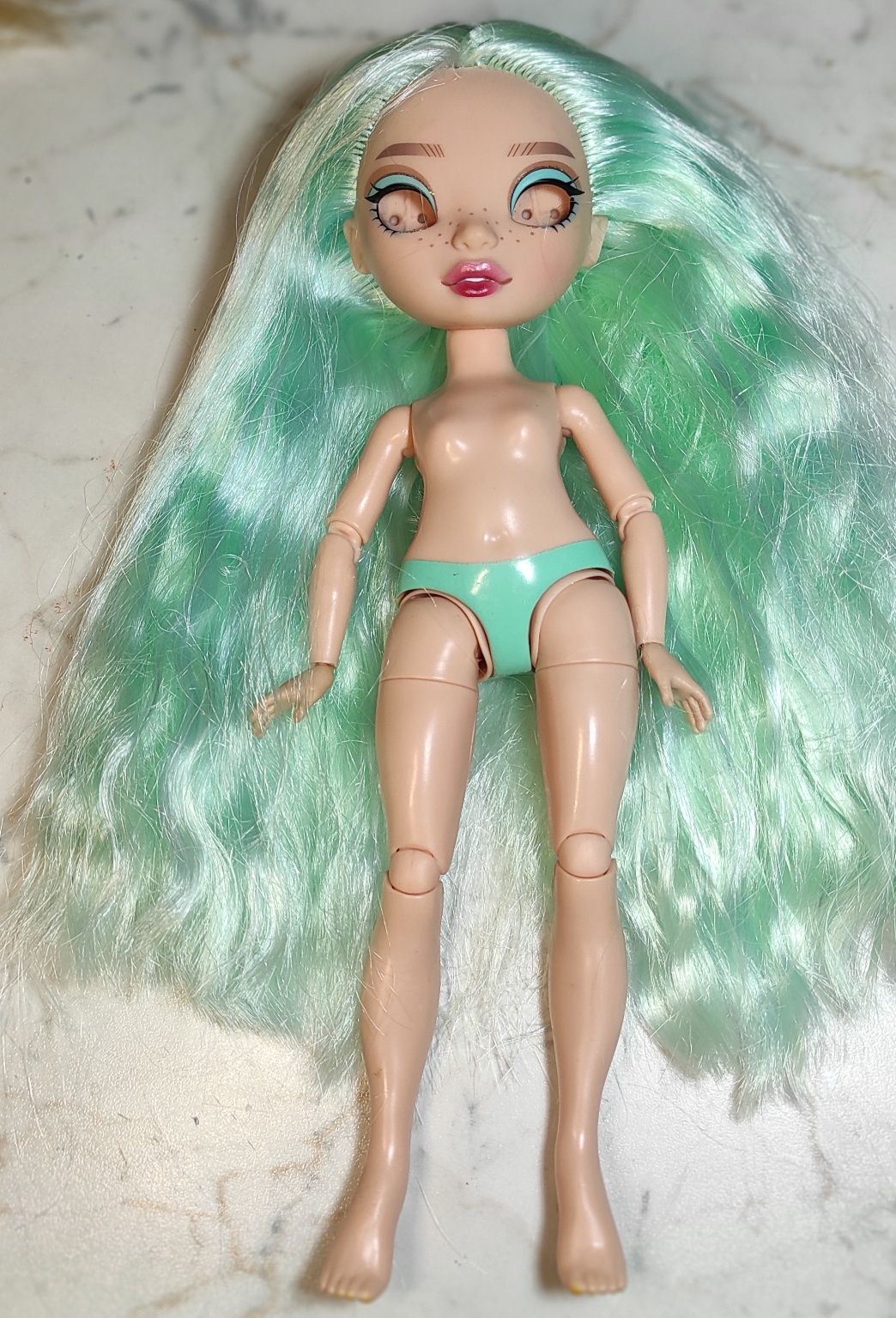 Кукли  и части Барби Barbie monster high lol omg bratz ever after high