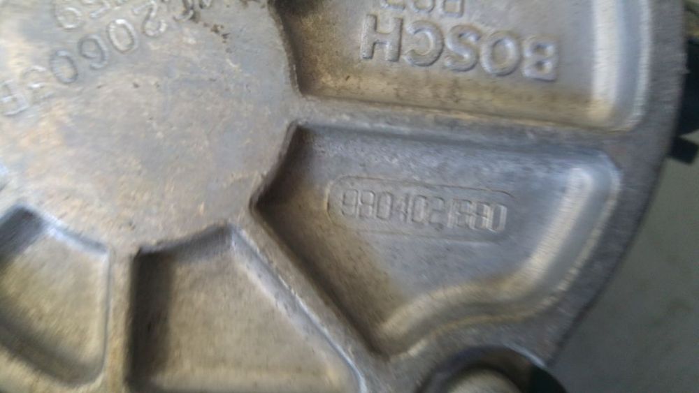 pompa vacuum 1.4 hdi 8h01 peugeot 206 207 208 2008 citroen c3 ford fiesta 6 9804021880