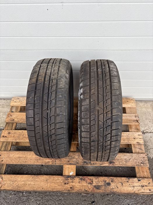 Anvelope iarna 215/55R17