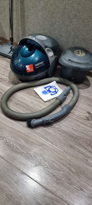 Пылесос с аква-фильтром европейского качества ZELMER
