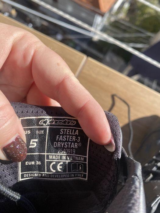 Дамски мото обувки