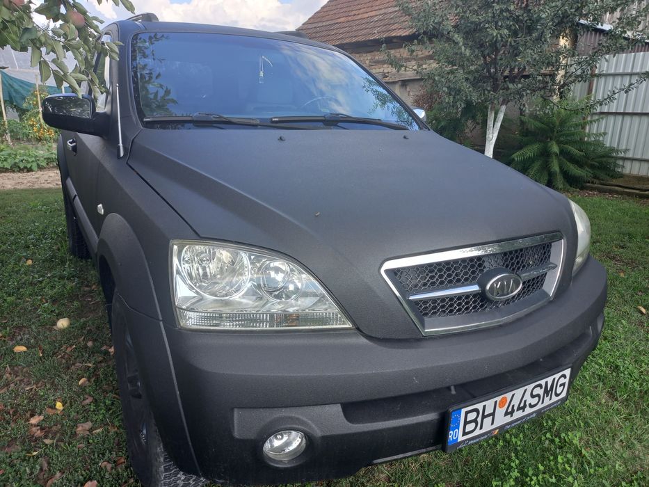 Vând Kia Sorento