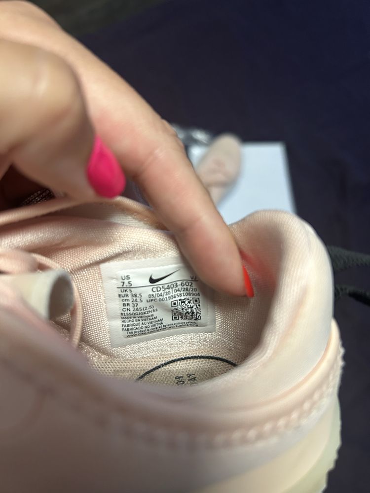 Маратонки Nike