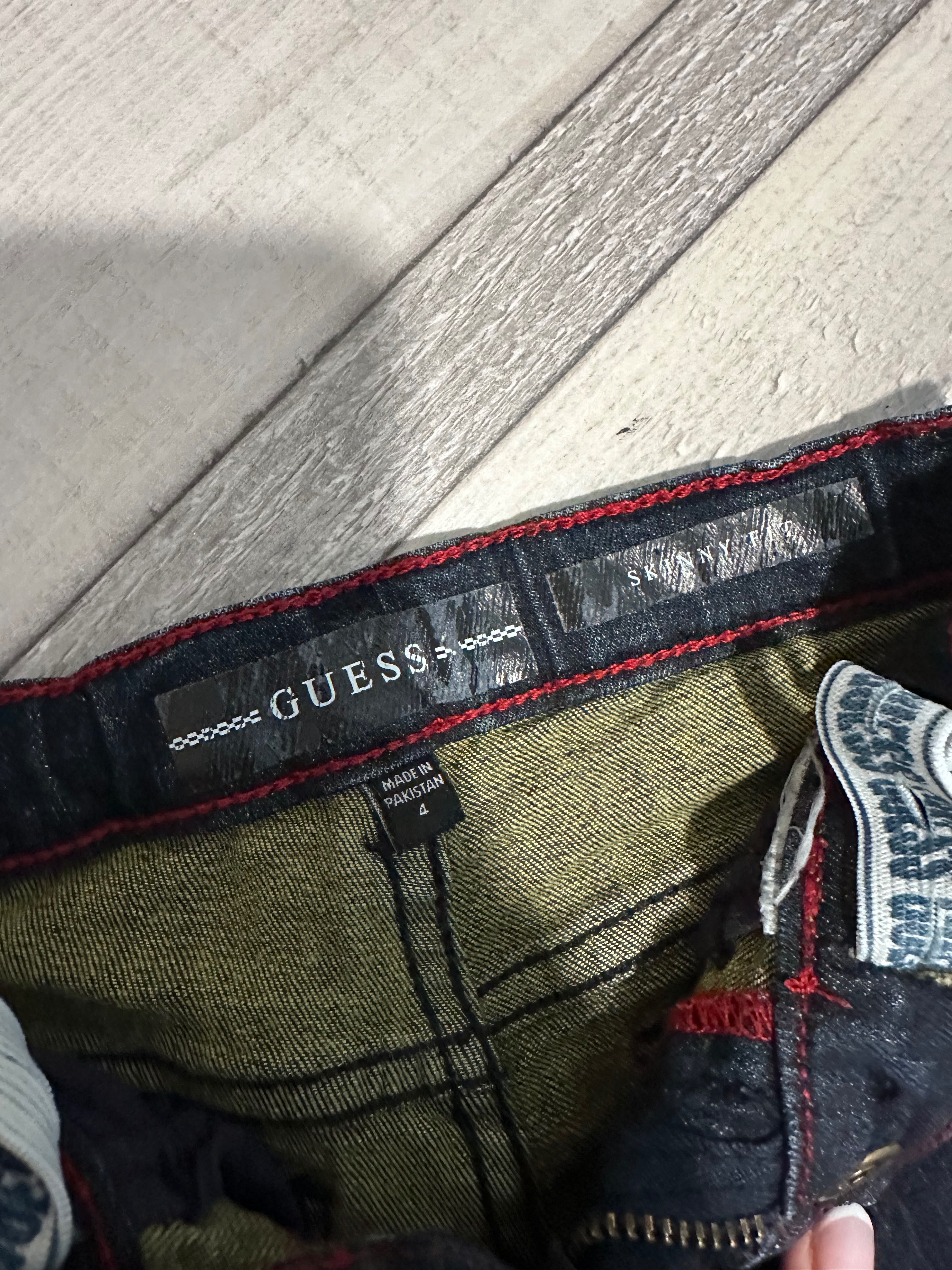 Детски дънки Guess