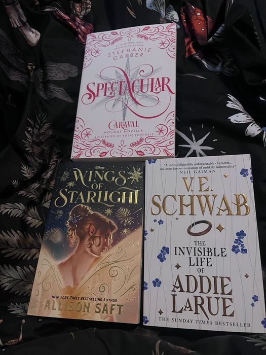 Продавам книги/манги някой са лимитирани издания