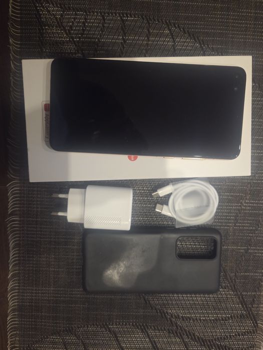 Телефон Huawei P40