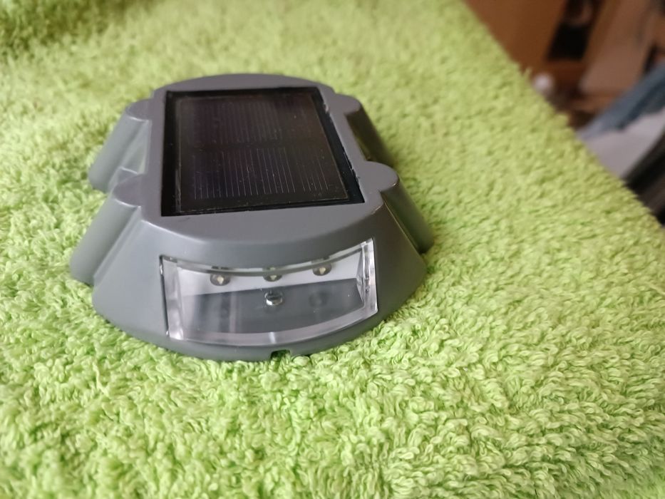 Lumina solară 6 leduri zone de acces auto ,trotuare