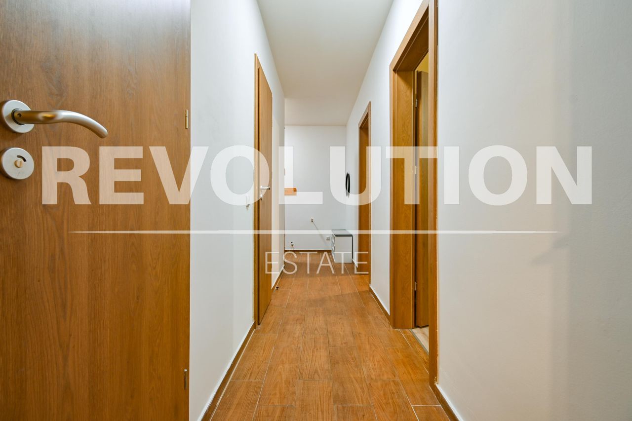 Дава се под наем Тристаен апартамент в София, Витоша - 76 кв.м за 650 € - Снимка #4