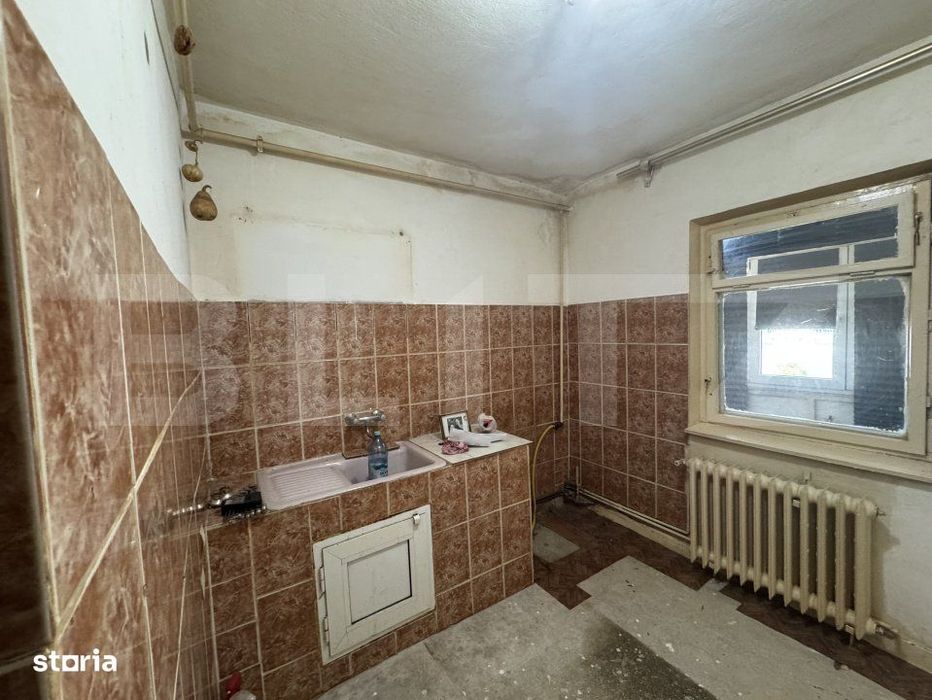 Apartamnet cu 2 camere, decomandat, zona Piata Mare