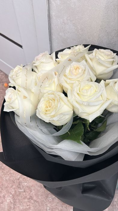 Продам букет, белые розы